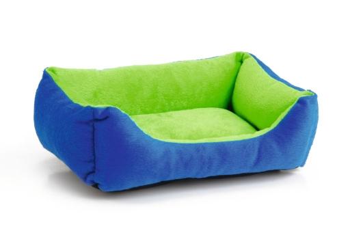 Afbeelding beeztees kussen - knaagdier - groen/blauw - 33x22x8 cm door Tuinexpress.nl