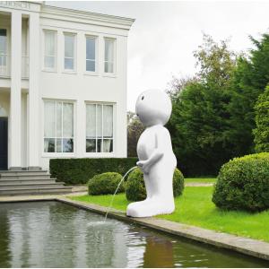 Afbeelding Spuitfiguur Boy XXL 160 cm wit door Tuinexpress.nl