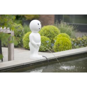 Afbeelding Spuitfiguur Boy 67 cm wit door Tuinexpress.nl